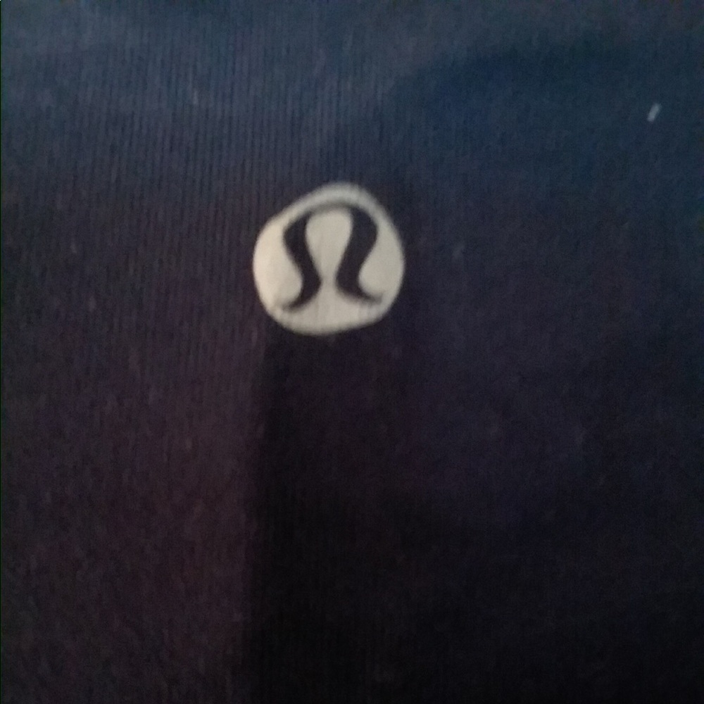 Lululemon leggings size 6 - Picture 3 of 4